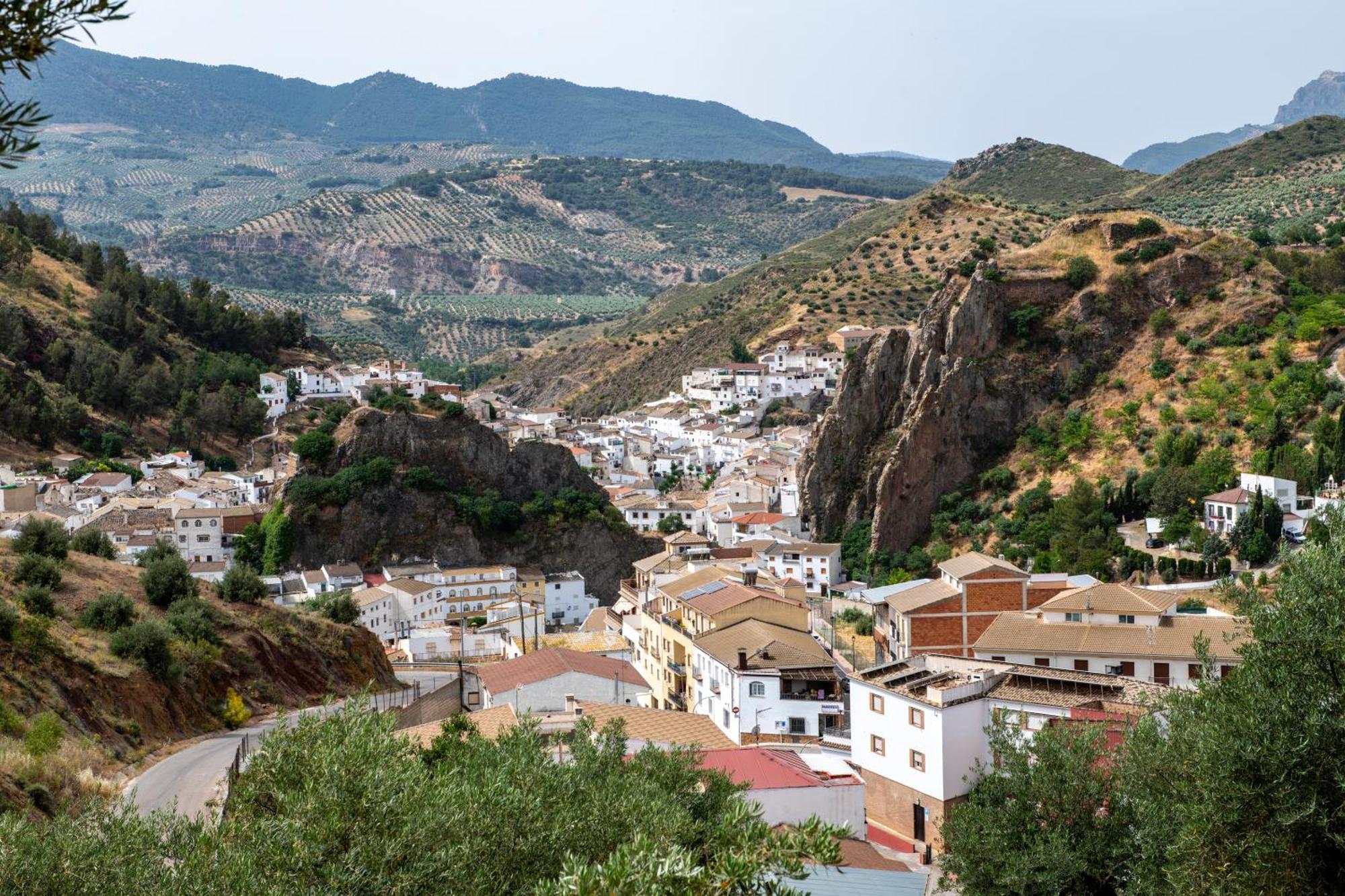 Alojamiento Turistico Loma Alta Cambil Dış mekan fotoğraf